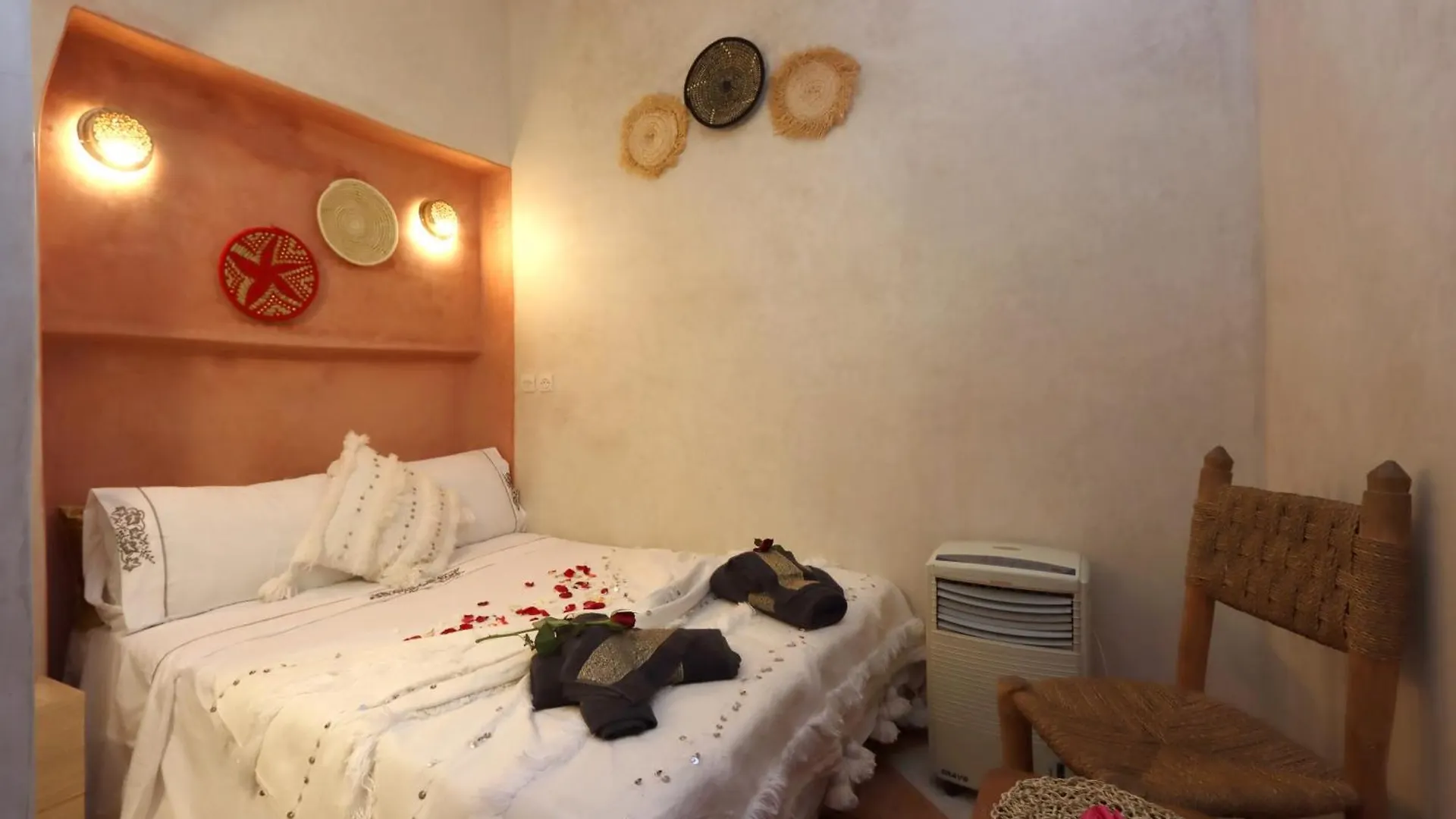 Appartamento Riad Bahia Bensaleh Marrakesh